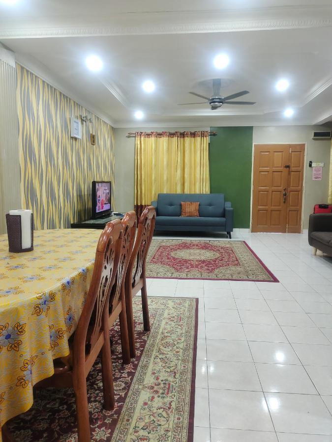 Rumah percutian Cikgu Zedi Hulu Langat